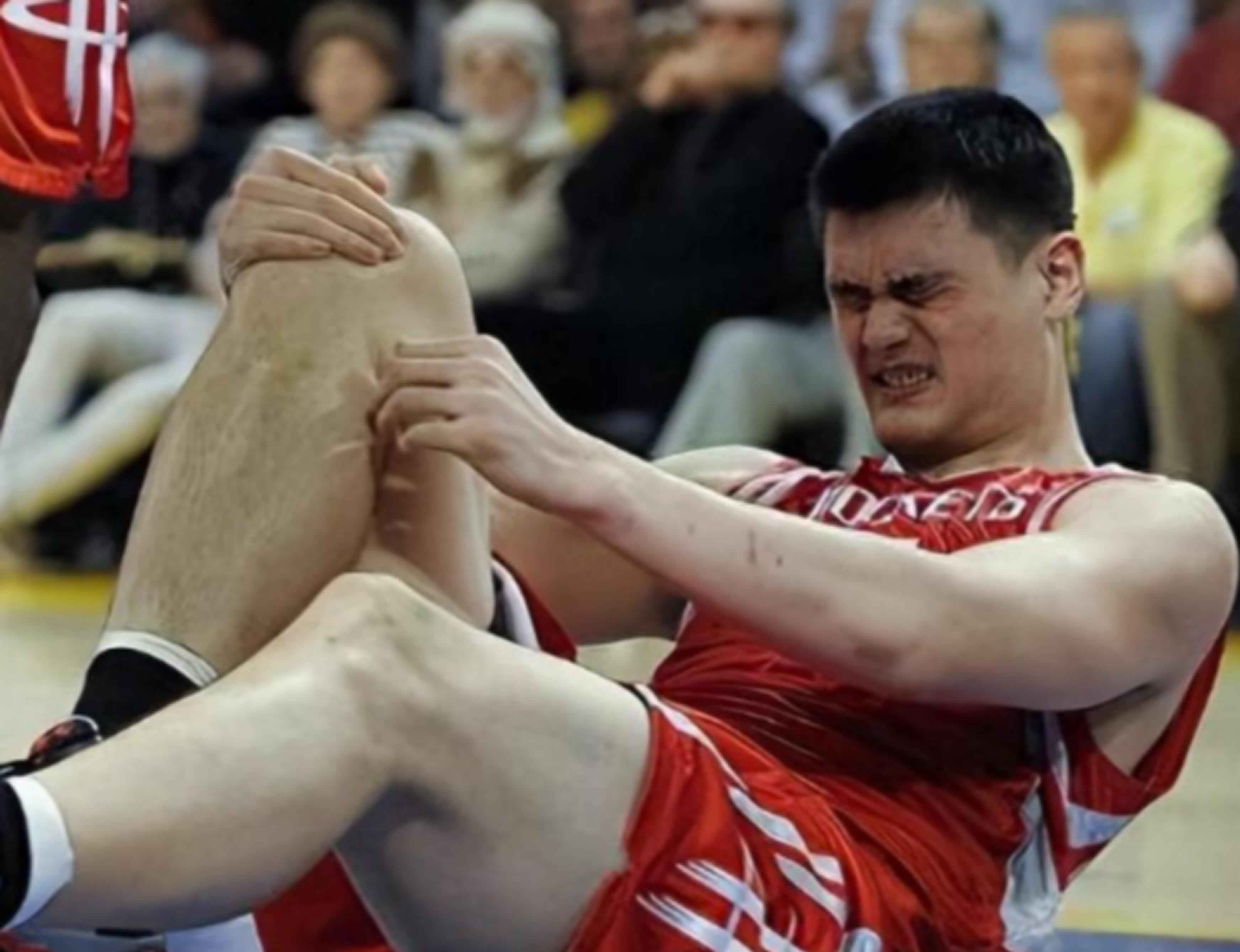 姚明发起篮球公益项目，助力体育事业发展的简单介绍