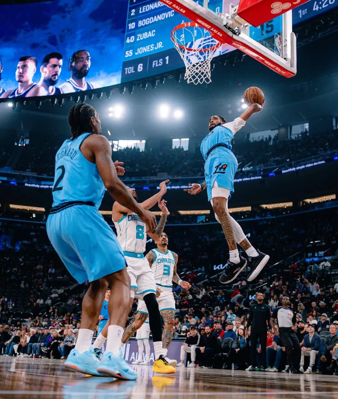 NBA球队实力对抗激烈,拼尽全力争夺胜利的简单介绍 NBA球队实力对抗激烈,拼尽全力争夺胜利的简单介绍