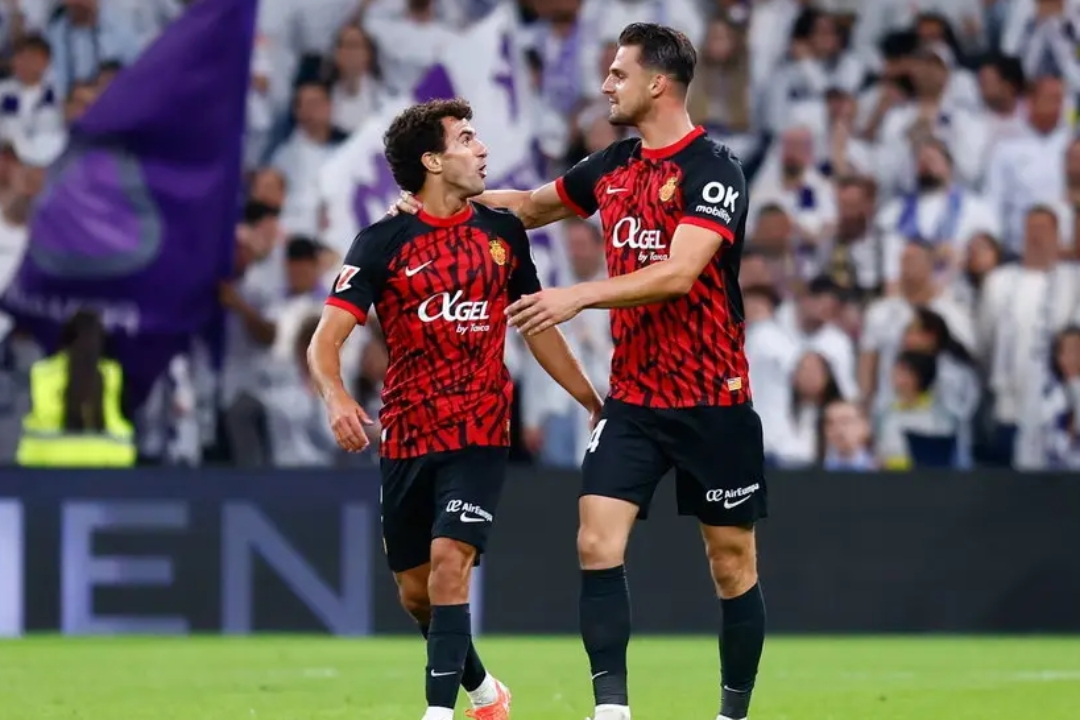 皇马中场控制比赛,稳健取胜对手 皇马中场控制比赛,稳健取胜对手