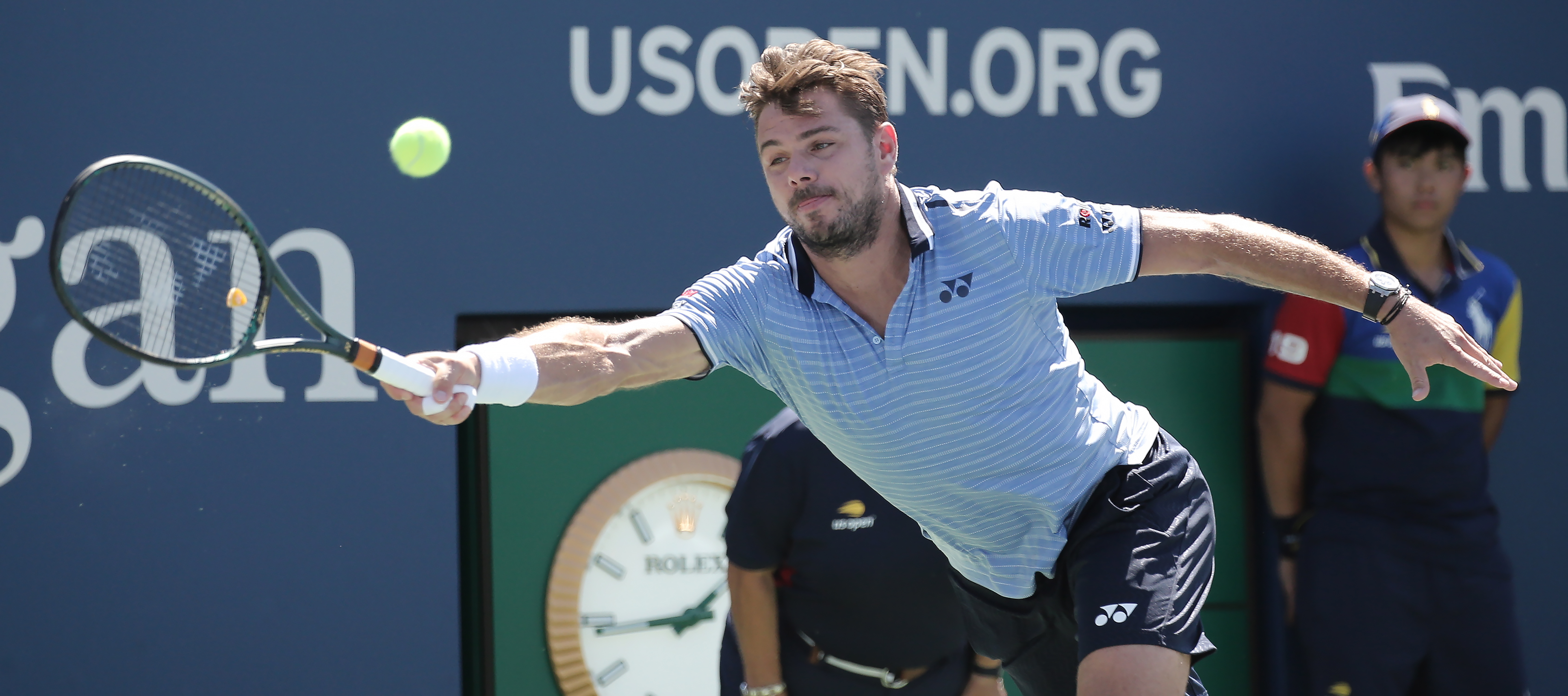 关于美国网球队轻取世界网球队，瓦林卡绝境逆转的信息