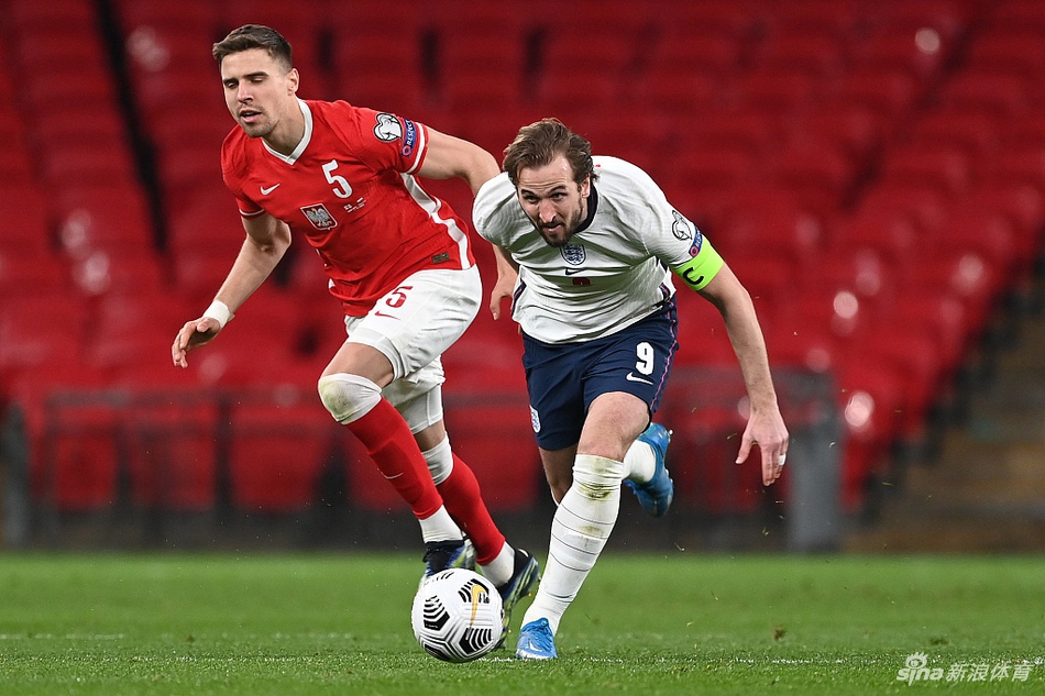 包含中国羽毛球队绝杀英格兰羽毛球队，陶菲克制霸全场的词条