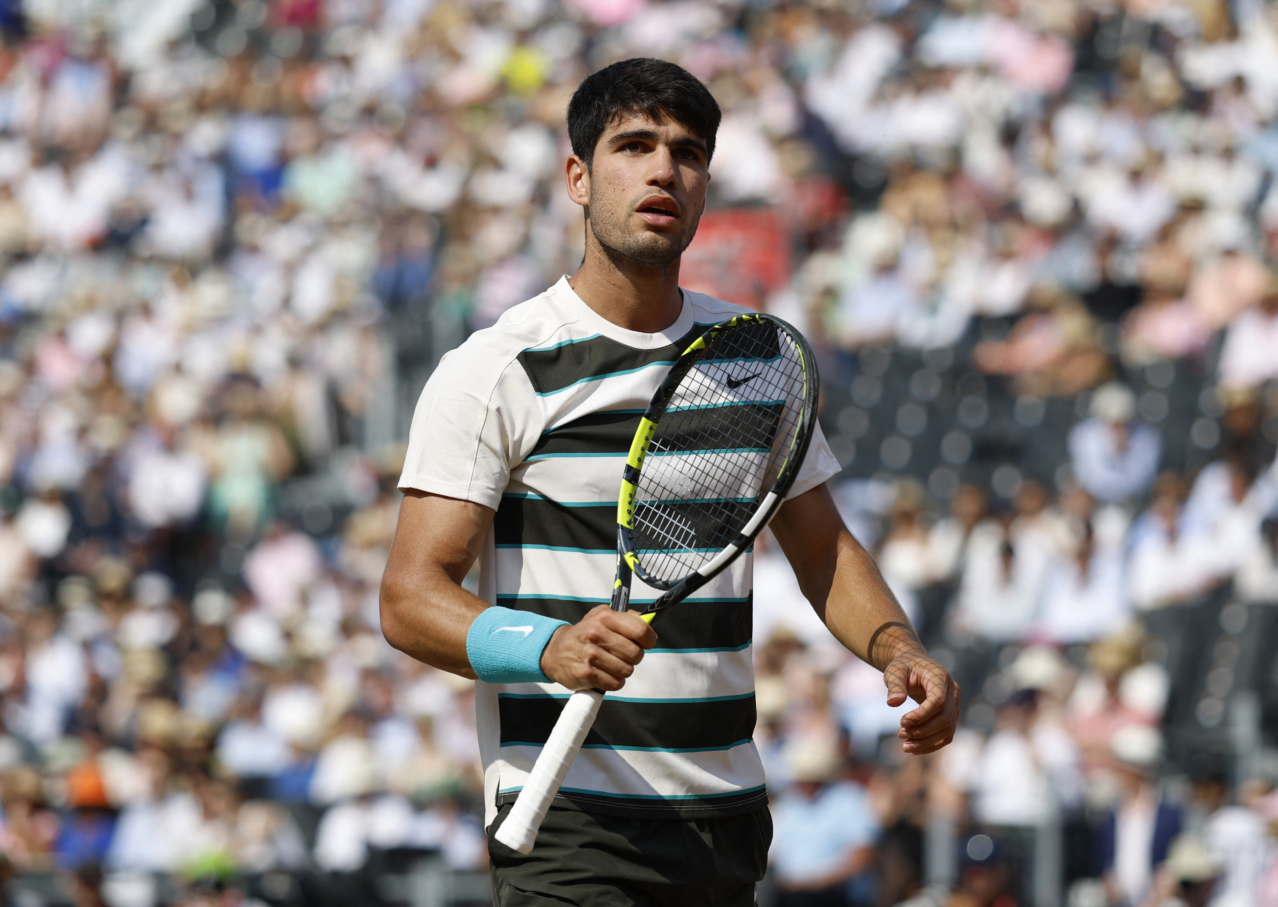 世界网球队爆冷日本网球队，阿尔卡拉斯爆发神勇的简单介绍