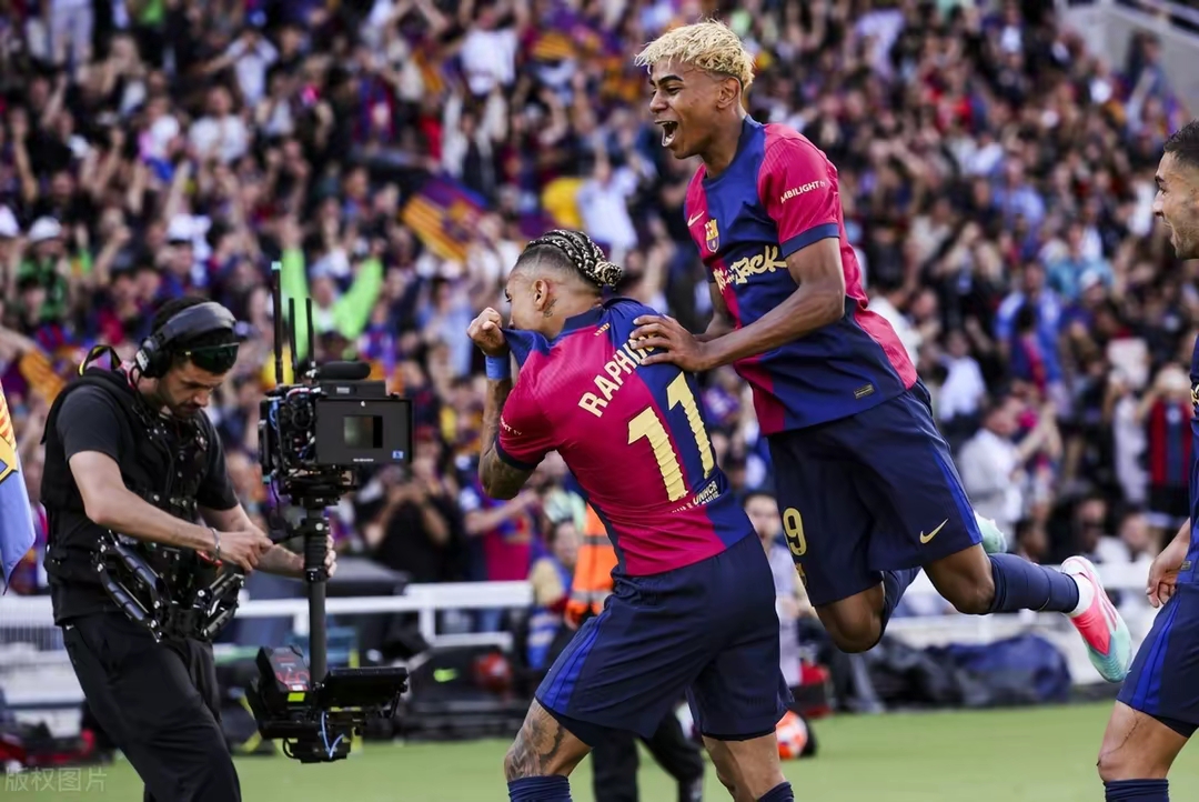 巴萨碾压利物浦，哈兰德状态火热