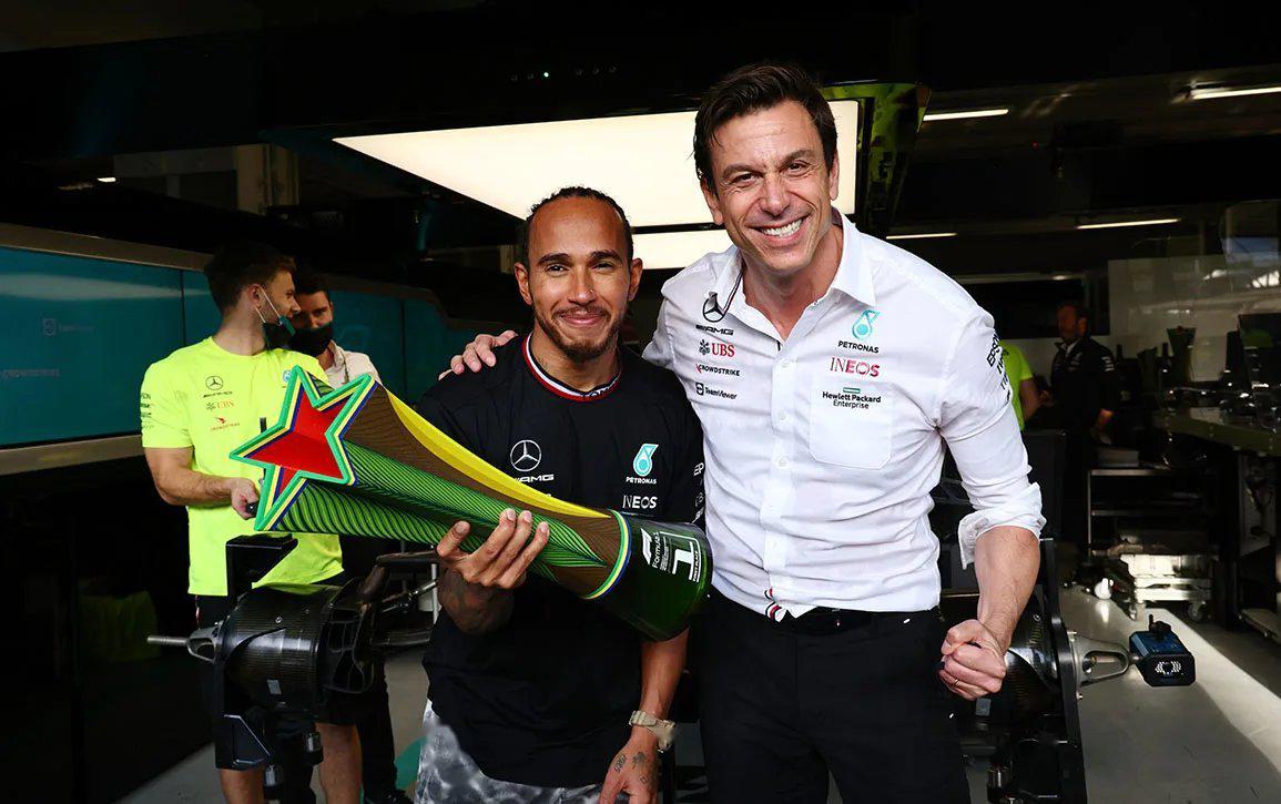 关于威廉姆斯完胜梅赛德斯，汉密尔顿带队取胜的信息