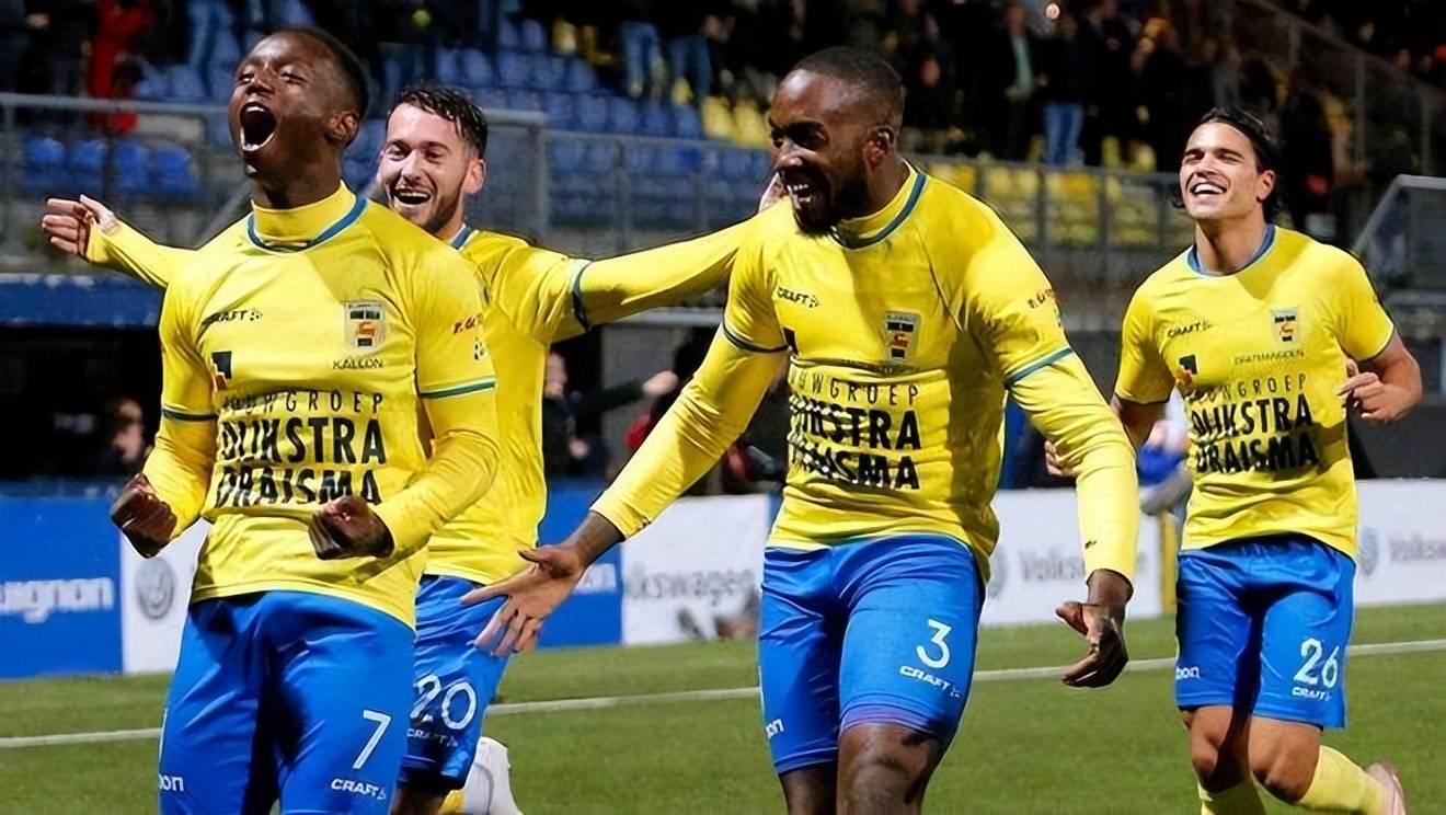 关于小保加客场逆转对手，拿下关键三分积分的信息