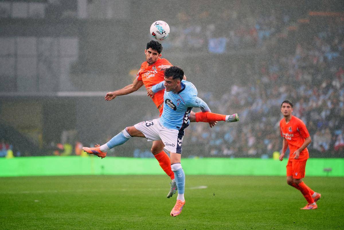 包含巴伦西亚主场付出血本终获三分的词条