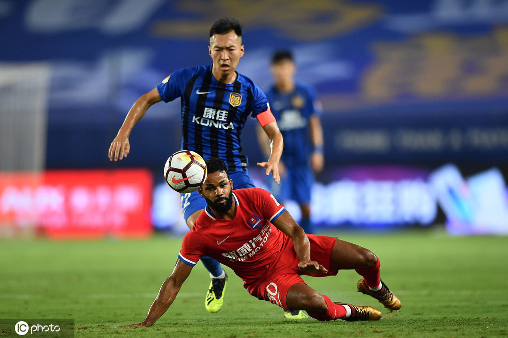 包含国安主场战平苏宁，继续保持不败纪录的词条