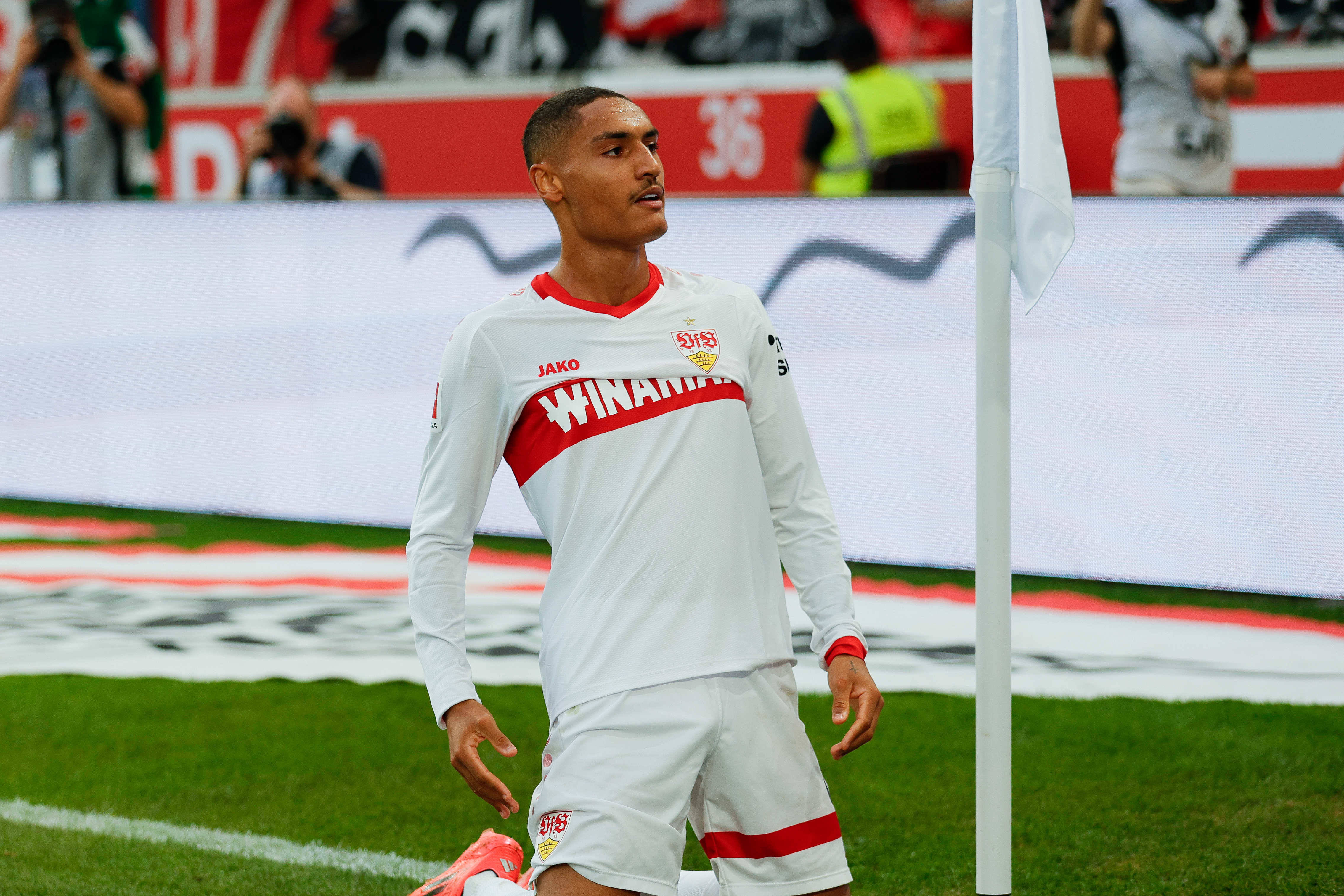 斯图加特客场大胜,排名不断攀升的简单介绍 斯图加特客场大胜,排名不断攀升的简单介绍