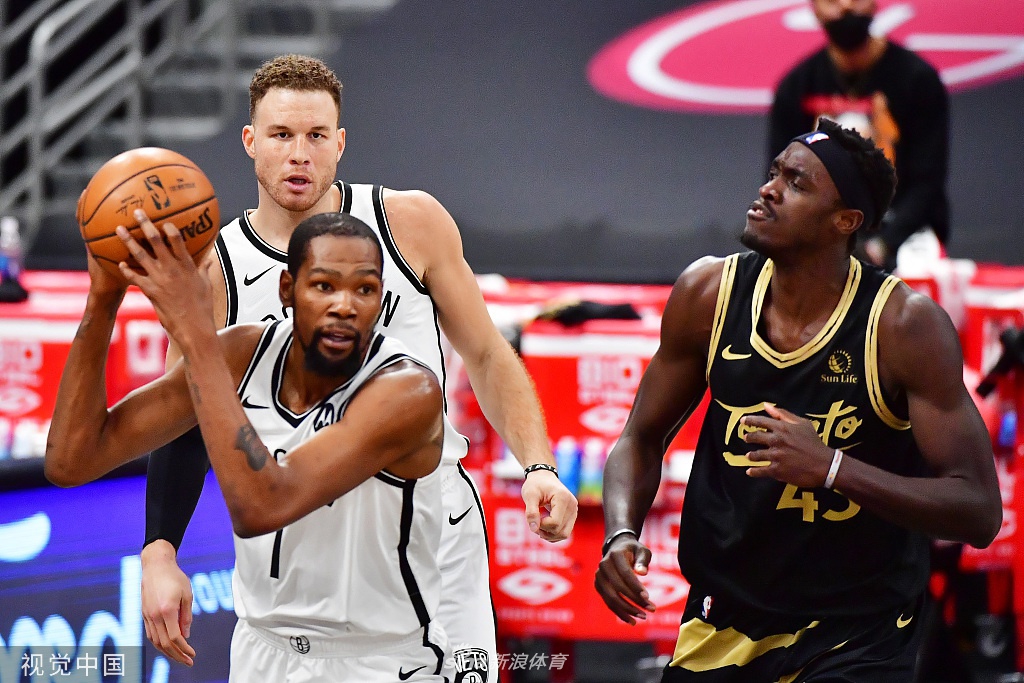 猛龙队主场告捷，夺取东部第三席位