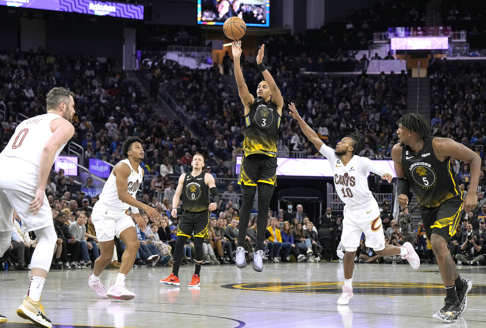 篮网狂胜步行者，杜兰特砍下全队最高分