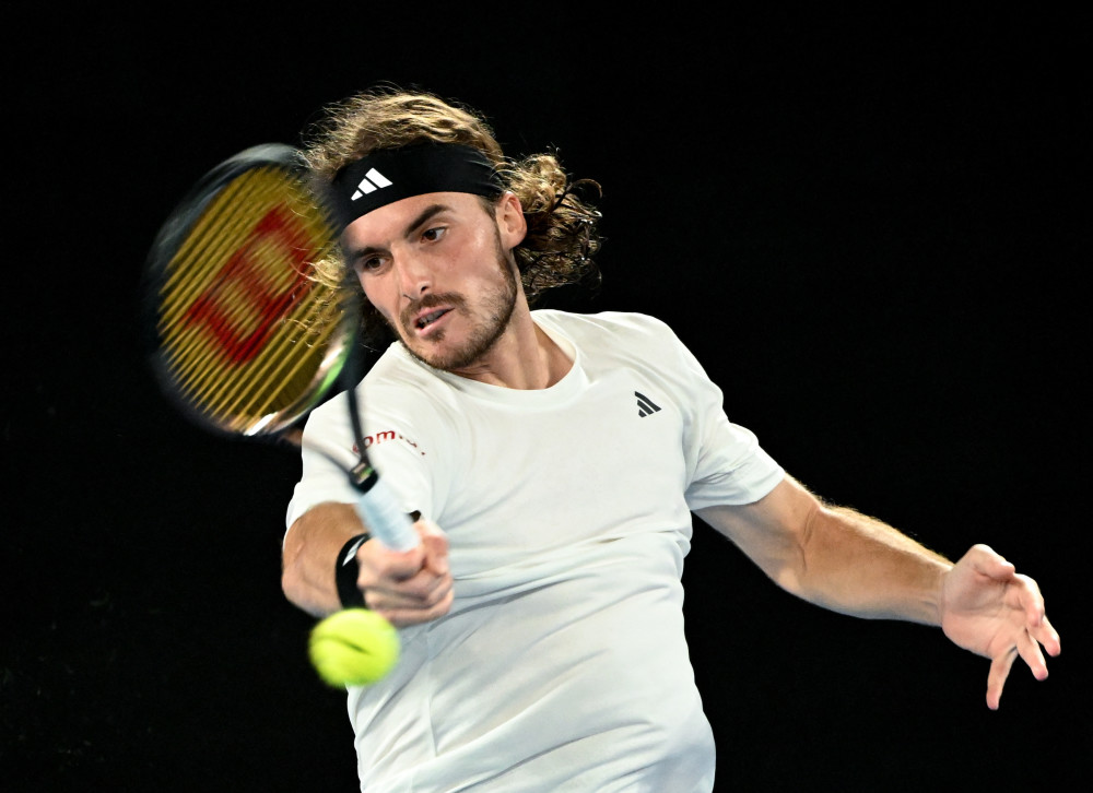 日本网球队爆冷西班牙网球队，西西帕斯惊艳世界的简单介绍