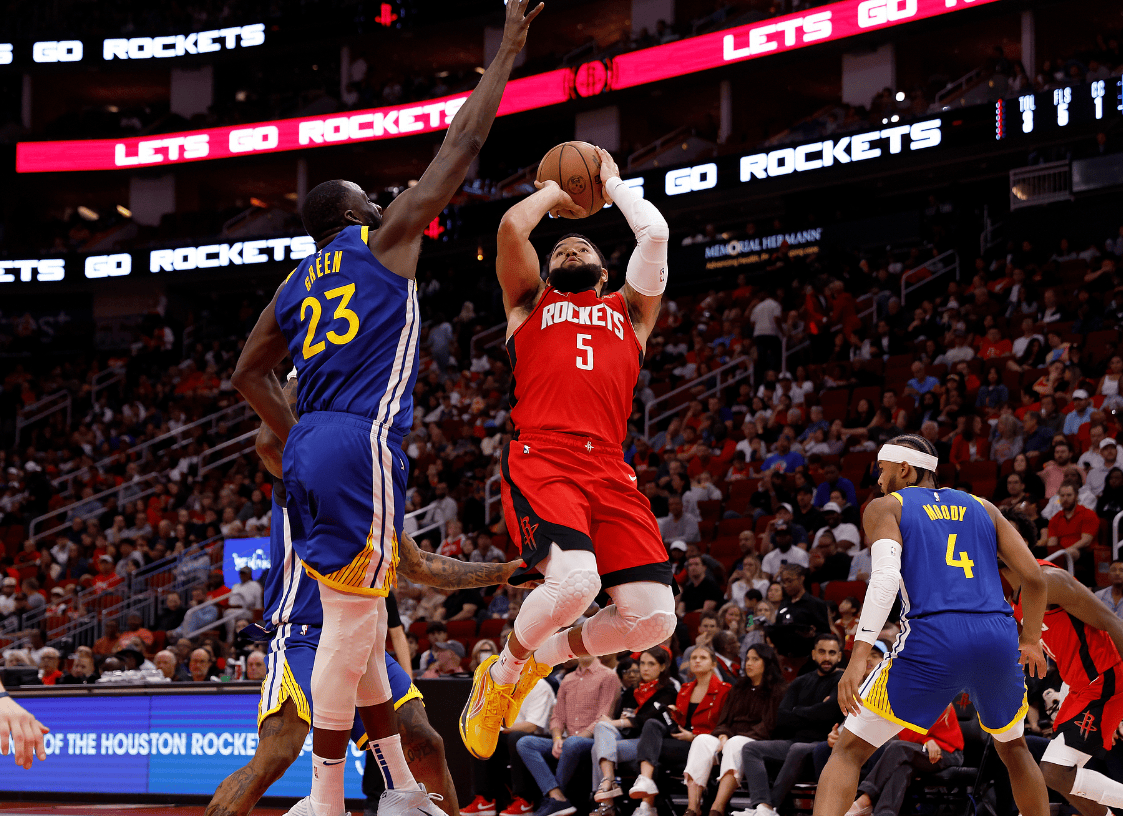 爵士险胜火箭，保罗关键制胜