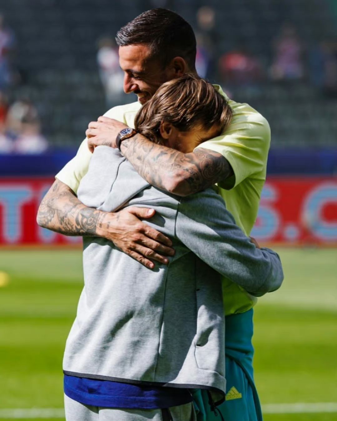 罗马力克法国，莫德里奇带队取胜