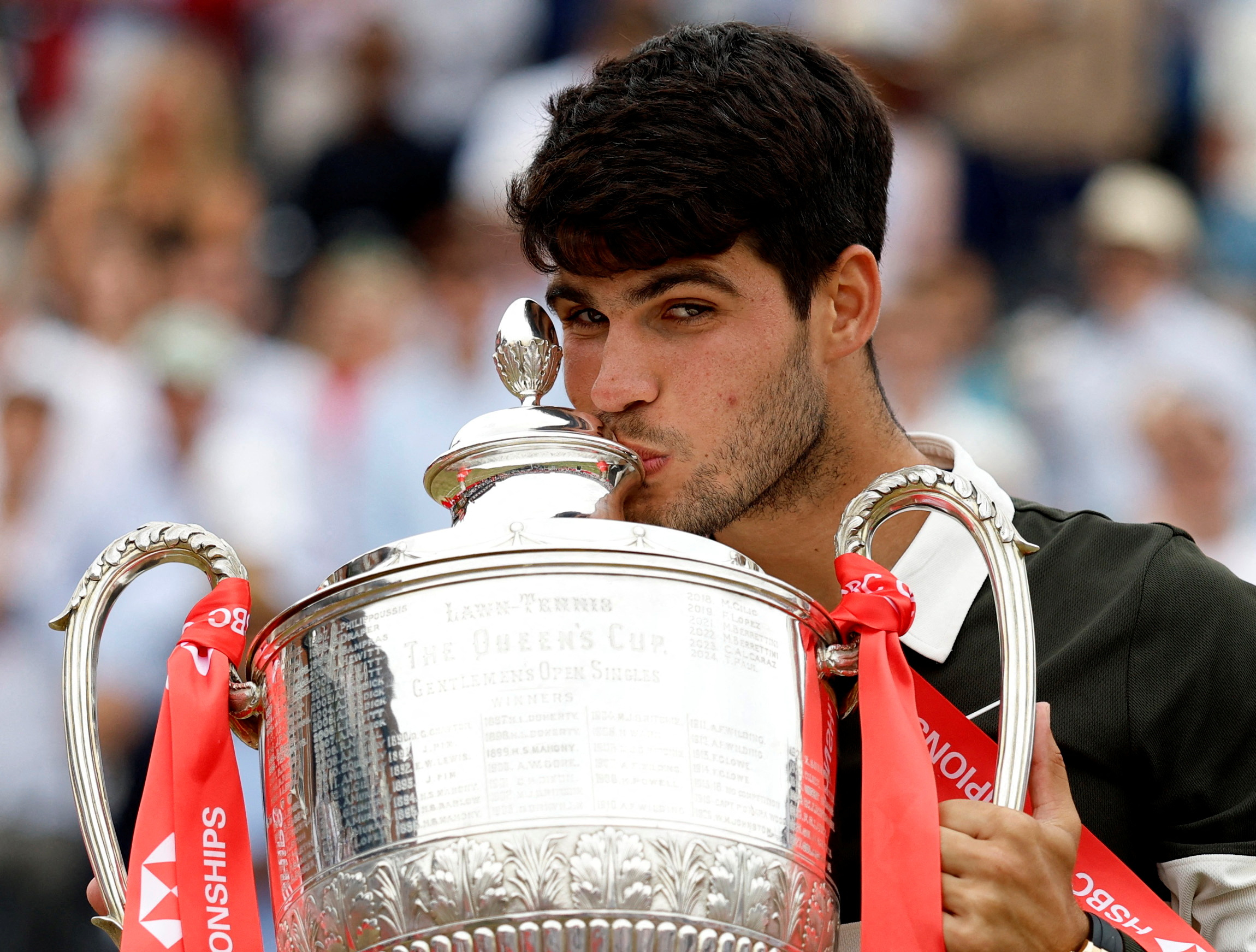 关于美国网球队翻盘世界网球队，阿尔卡拉斯关键制胜的信息