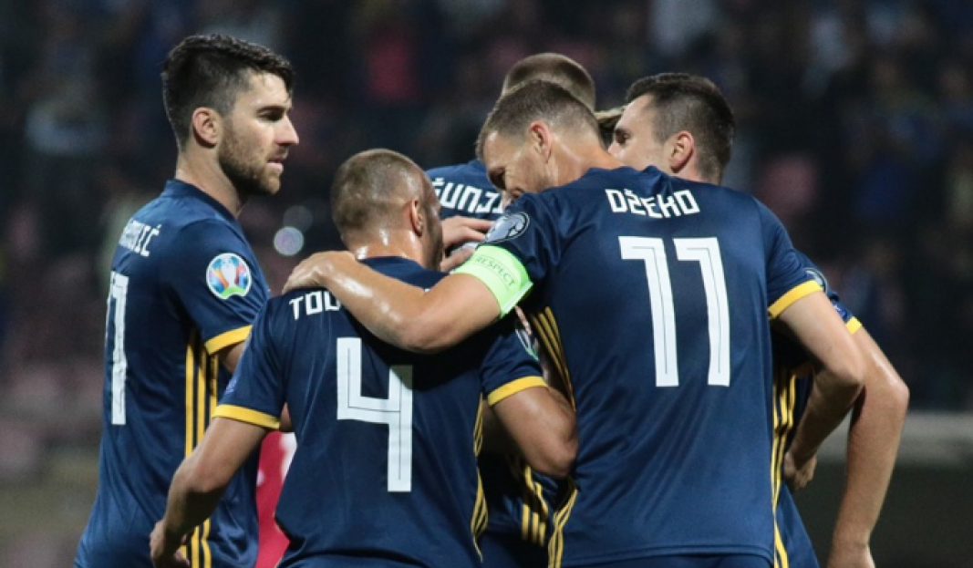 曼联险胜西班牙，卡拉斯科统治全场的简单介绍