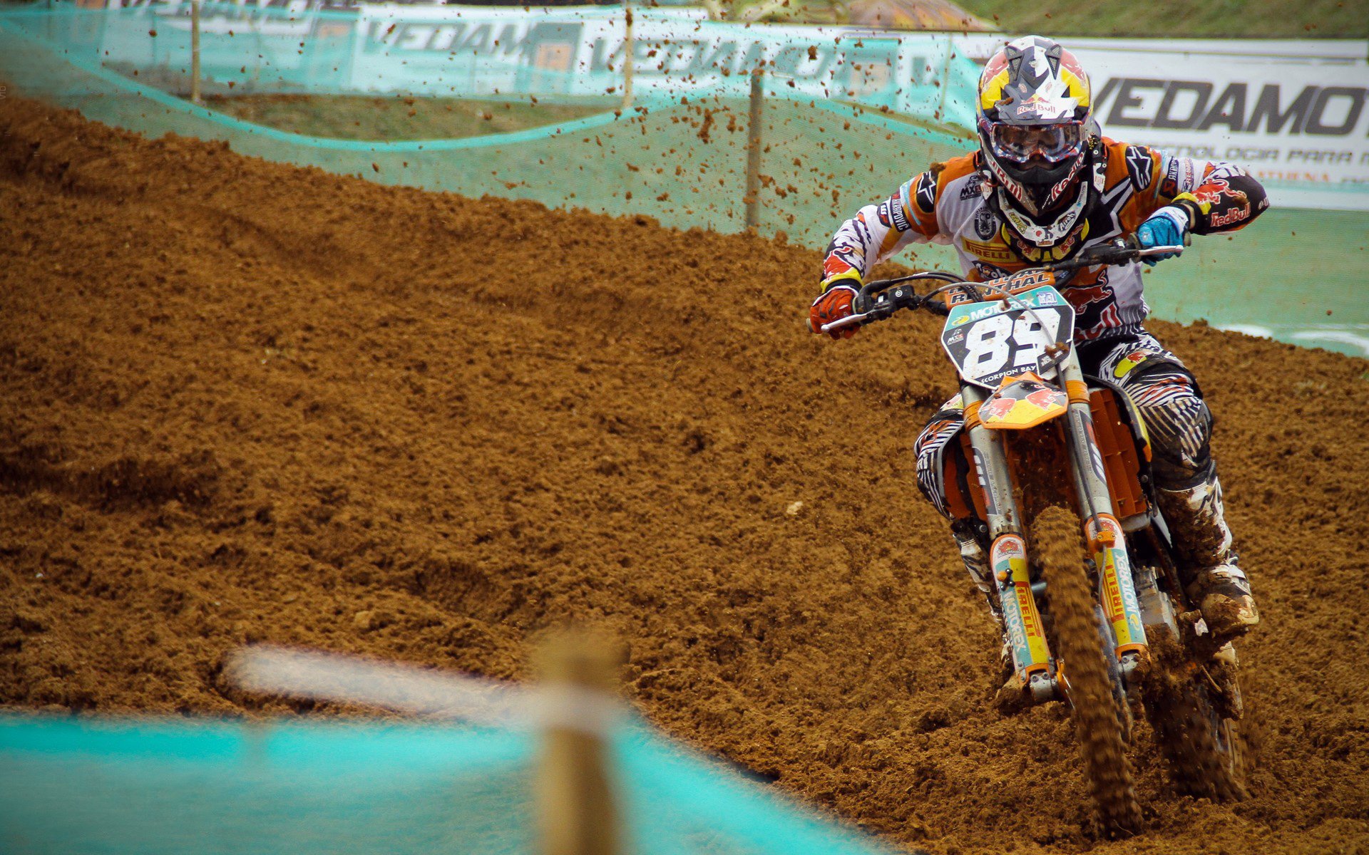 赛道与绿茵的交响,弗拉霍维奇在F1街道赛之夜的满分传奇